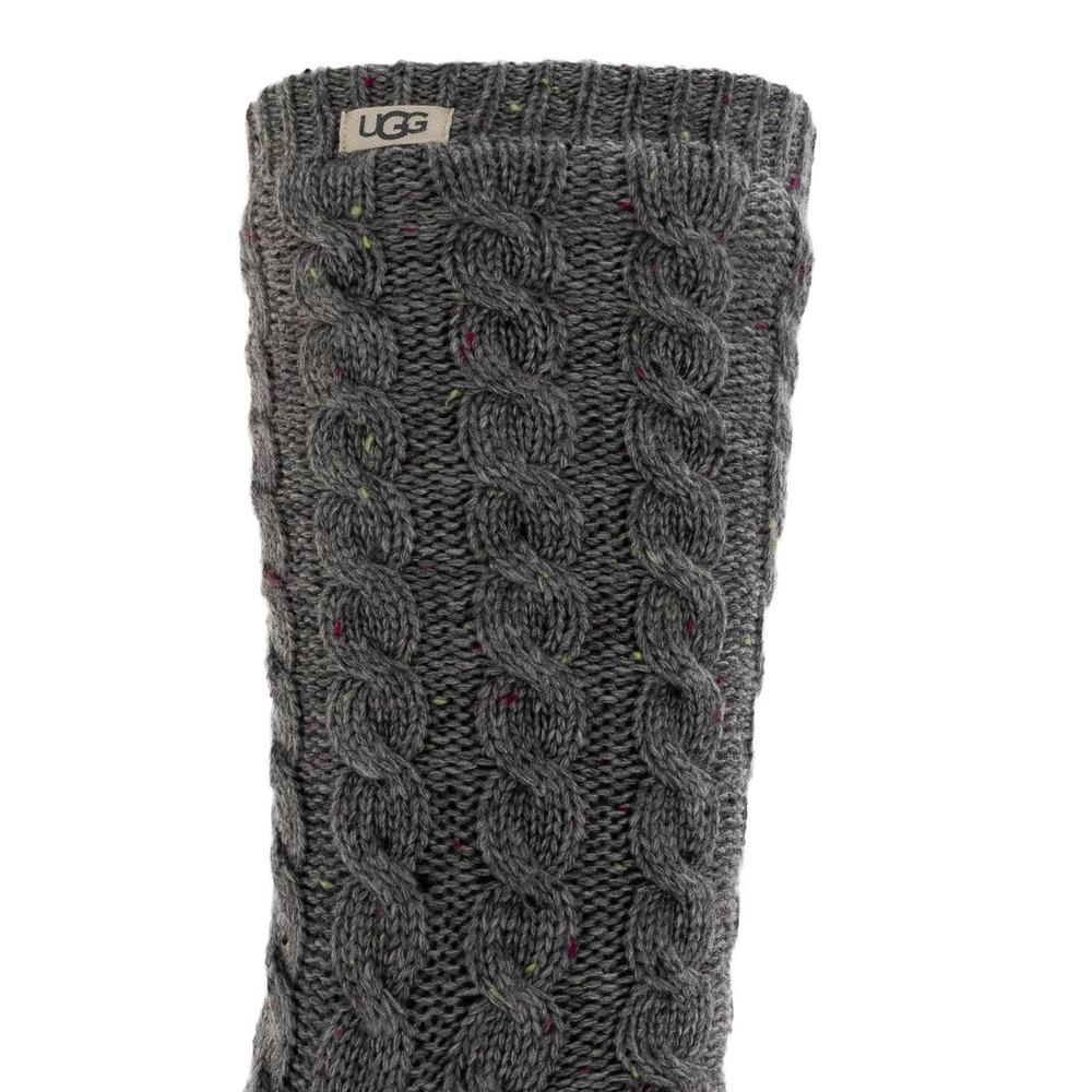 Elowyn cable-knit anti-slip socks 3
