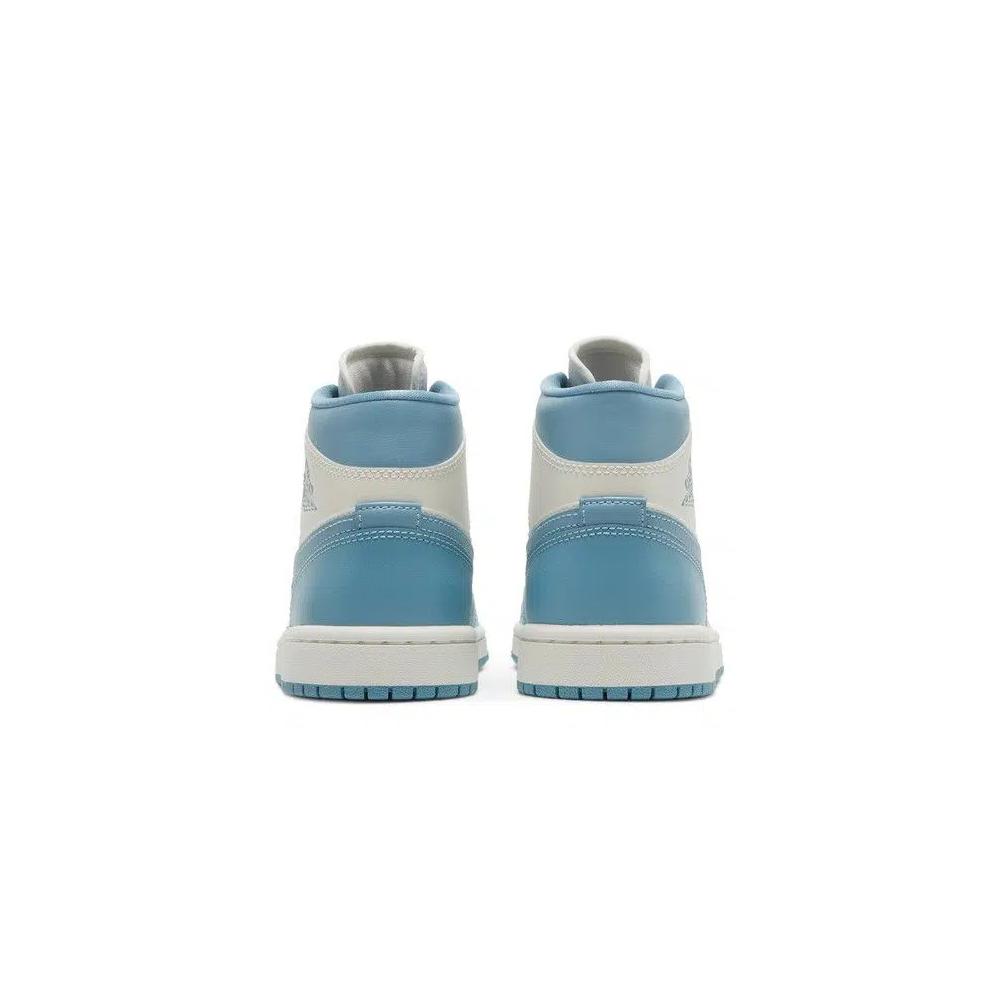 Кроссовки Wmns Air Jordan 1 Mid 'Юниверсити Блю' 6