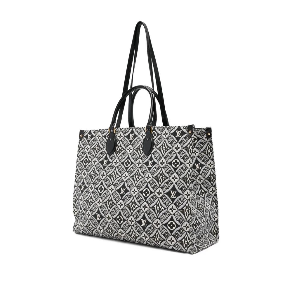 Сумка-тоут Louis Vuitton OnTheGo GM с монограммой 2