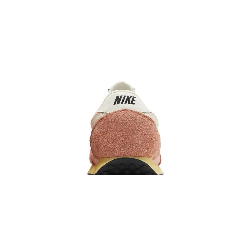 Кроссовки Nike Wmns Daybreak SE 'Light Madder Root' 7