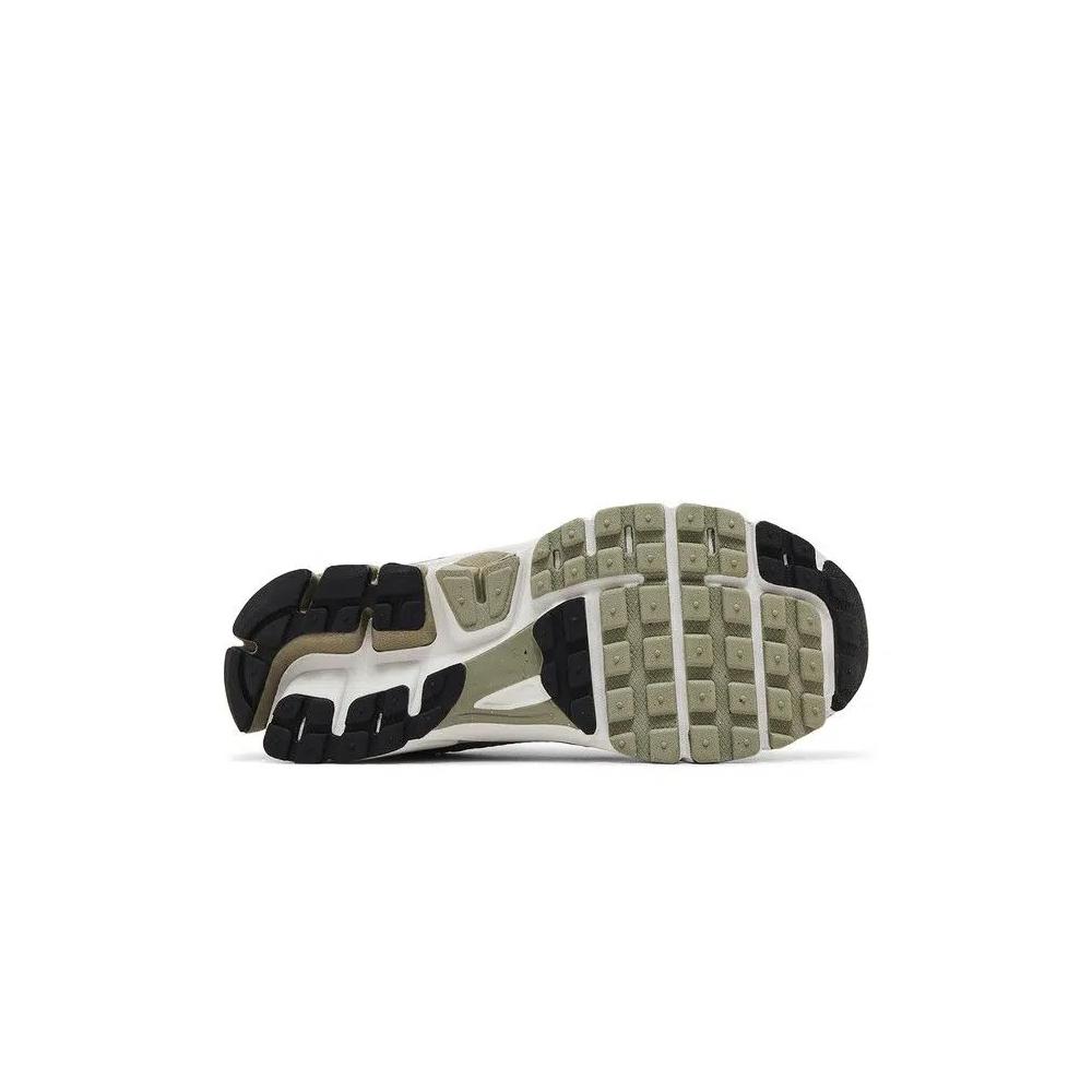 Кроссовки Nike Vomero 5 GS 'Cargo Khaki' 4