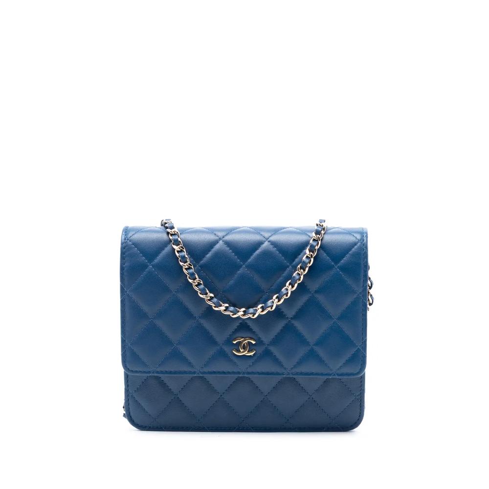 Сумка через плечо CC Square Quilted Lambskin Wallet on Chain (2017-2018 годы) 1