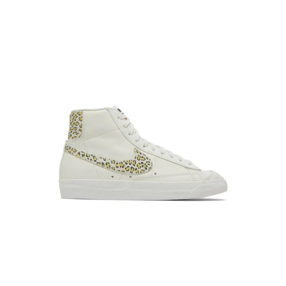 Кроссовки Nike Wmns Blazer Mid '77 SE 'Lemon Leopard' 1