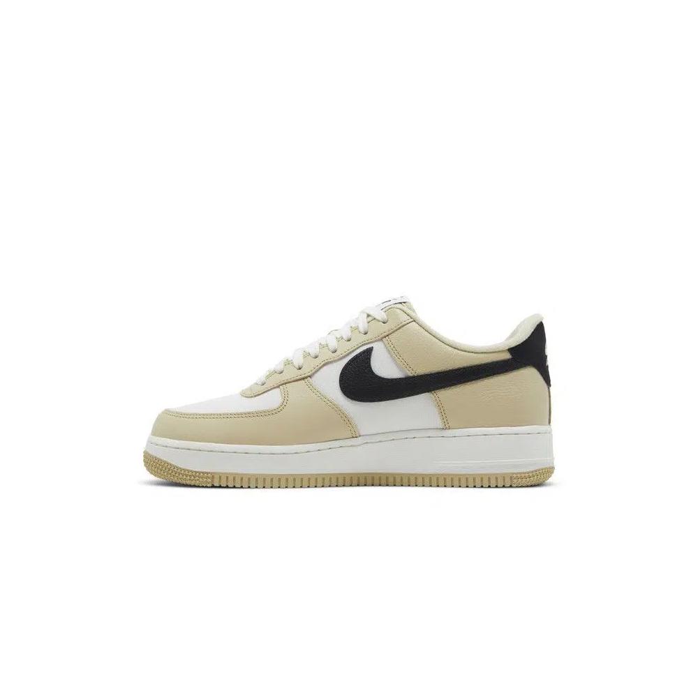 Кроссовки Nike Air Force 1 '07 LX 'Team Gold' 3