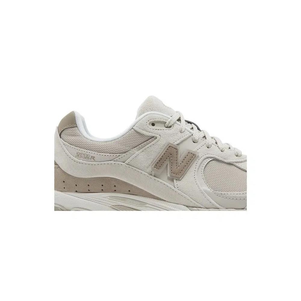 Кроссовки New Balance 2002R 'Light Dark Tan' 2