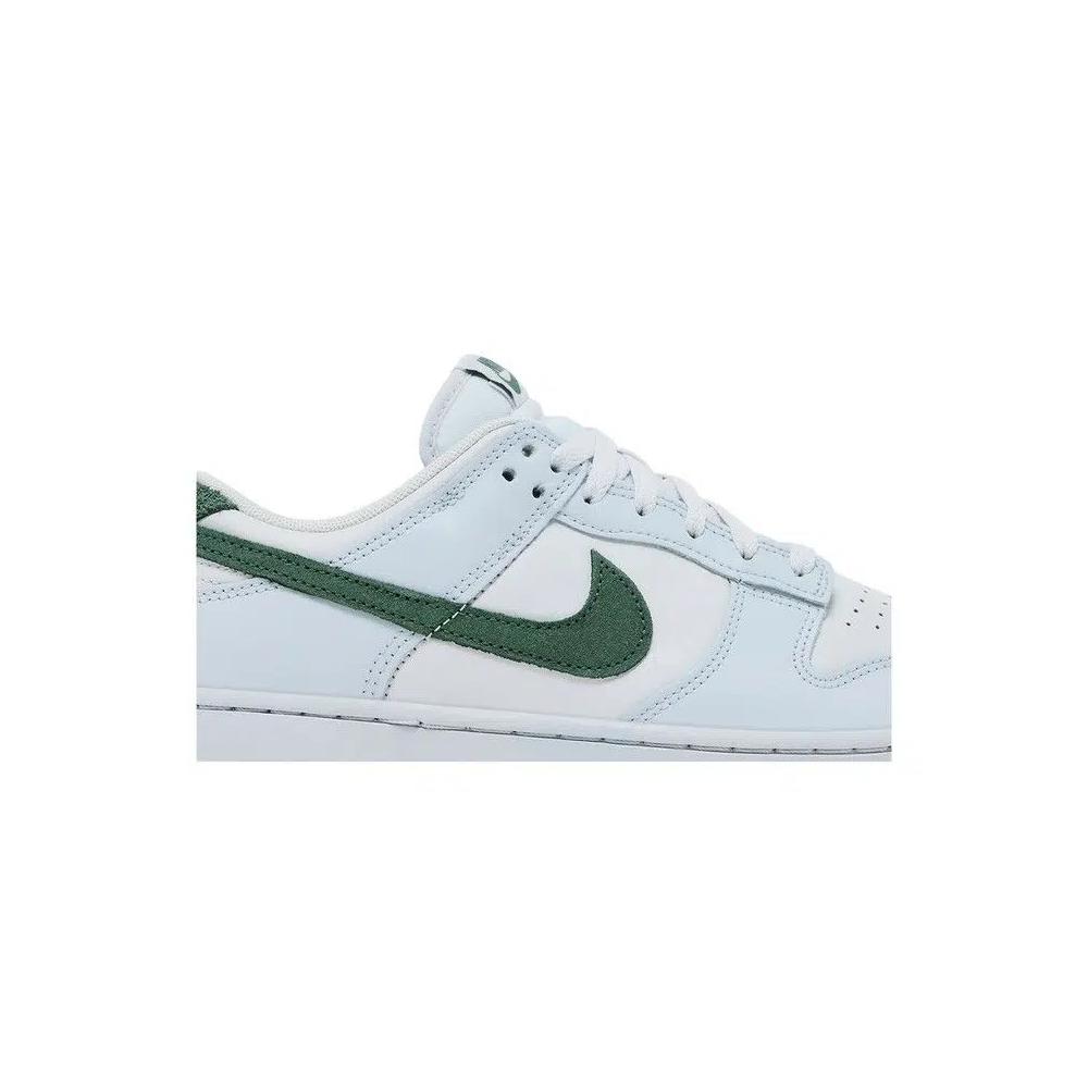 Кроссовки Nike Wmns Dunk Low 'Light Silver Juniper Green' 2