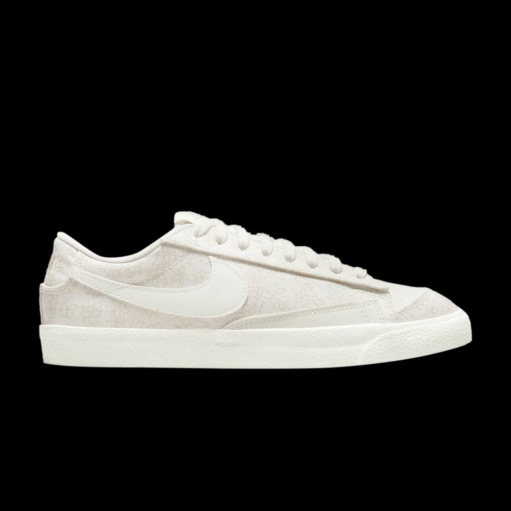 Кроссовки Nike Wmns Blazer Low '77 SE 'Flower Embroidery' 1