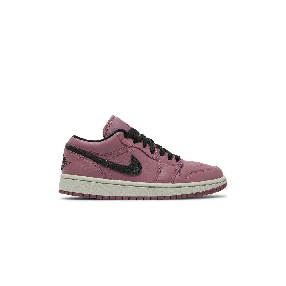 Кроссовки Wmns Air Jordan 1 Low SE 'Light Mulberry' 1