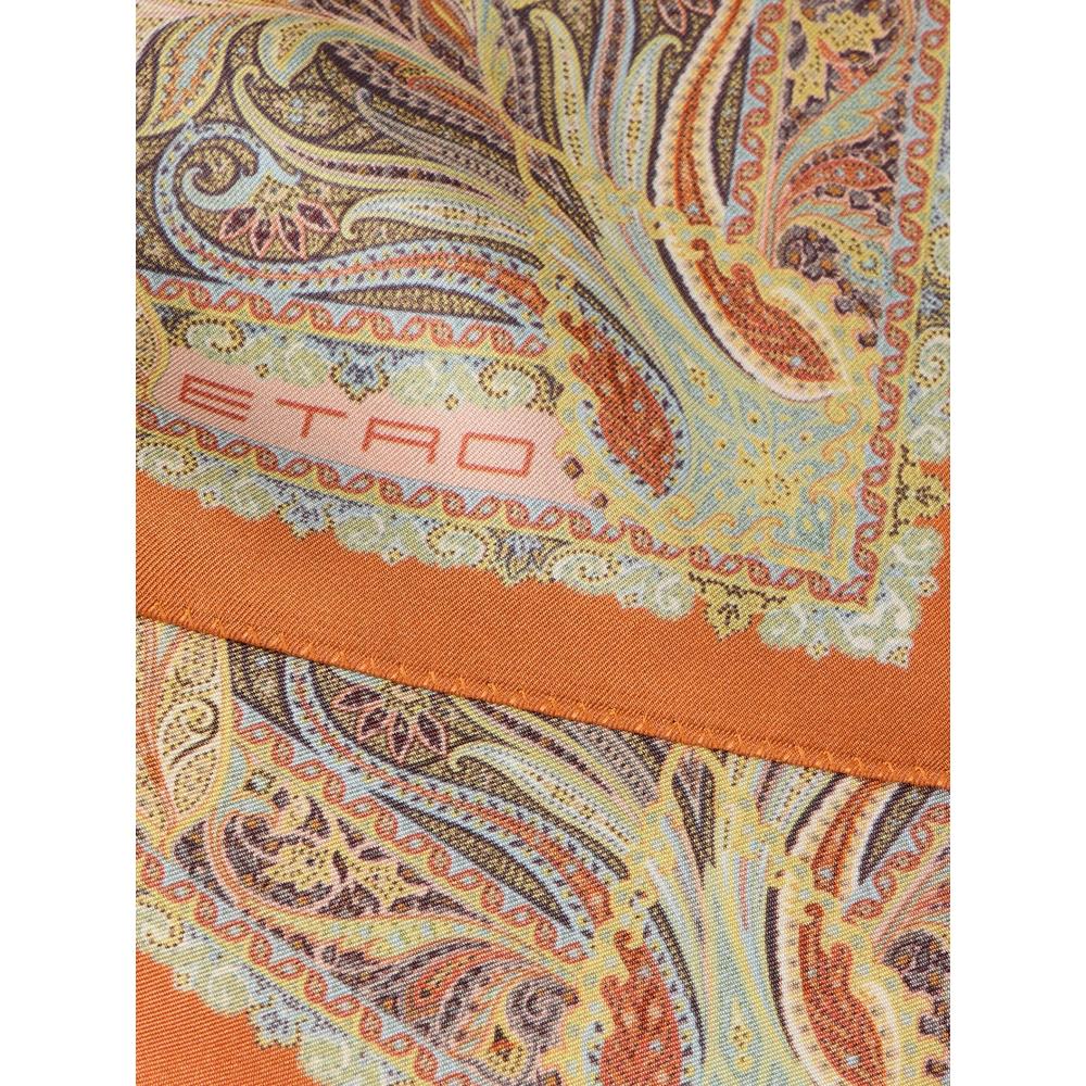 silk pocket square with floral Paisley motif 2