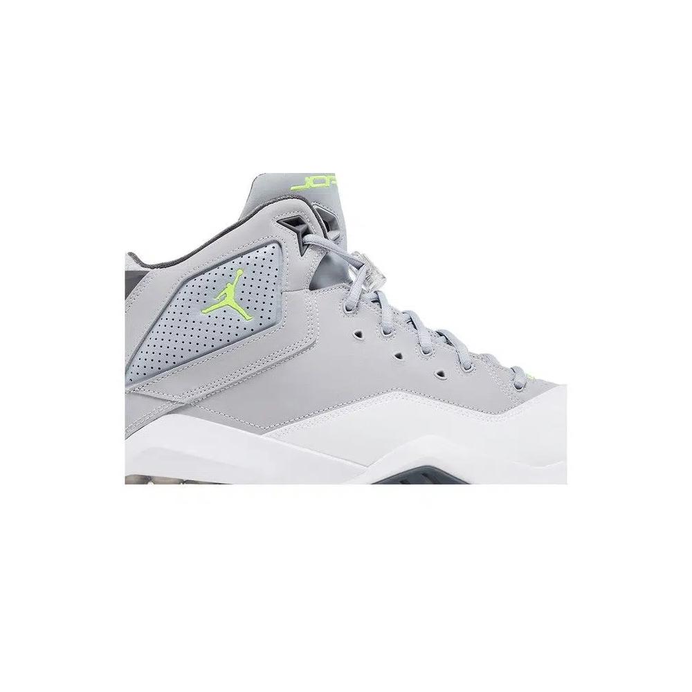 Кроссовки Air Jordan B'Loyal 'Wolf Grey Volt' 2