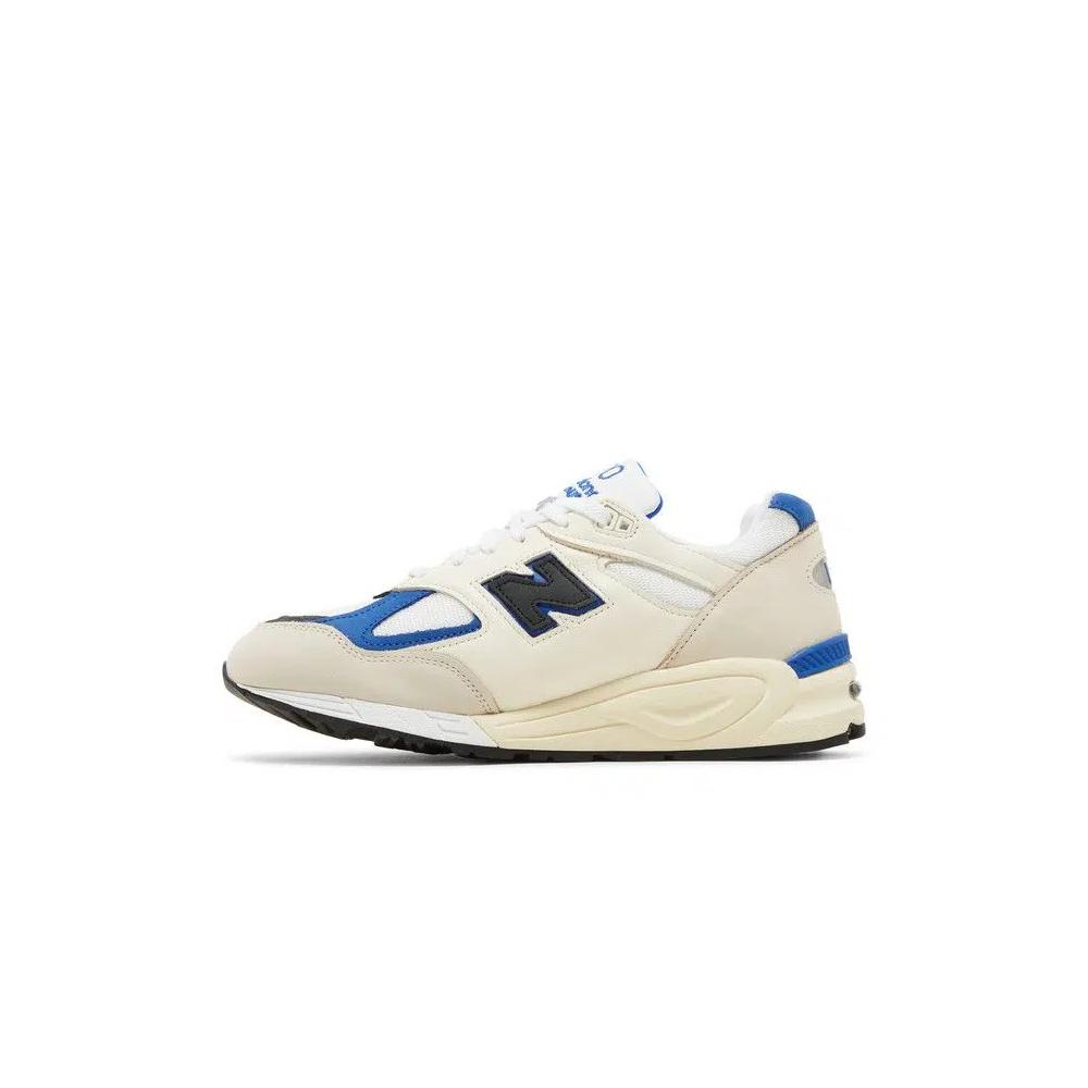 Кроссовки Teddy Santis x New Balance 990v2 Made in USA 'White Blue' 3