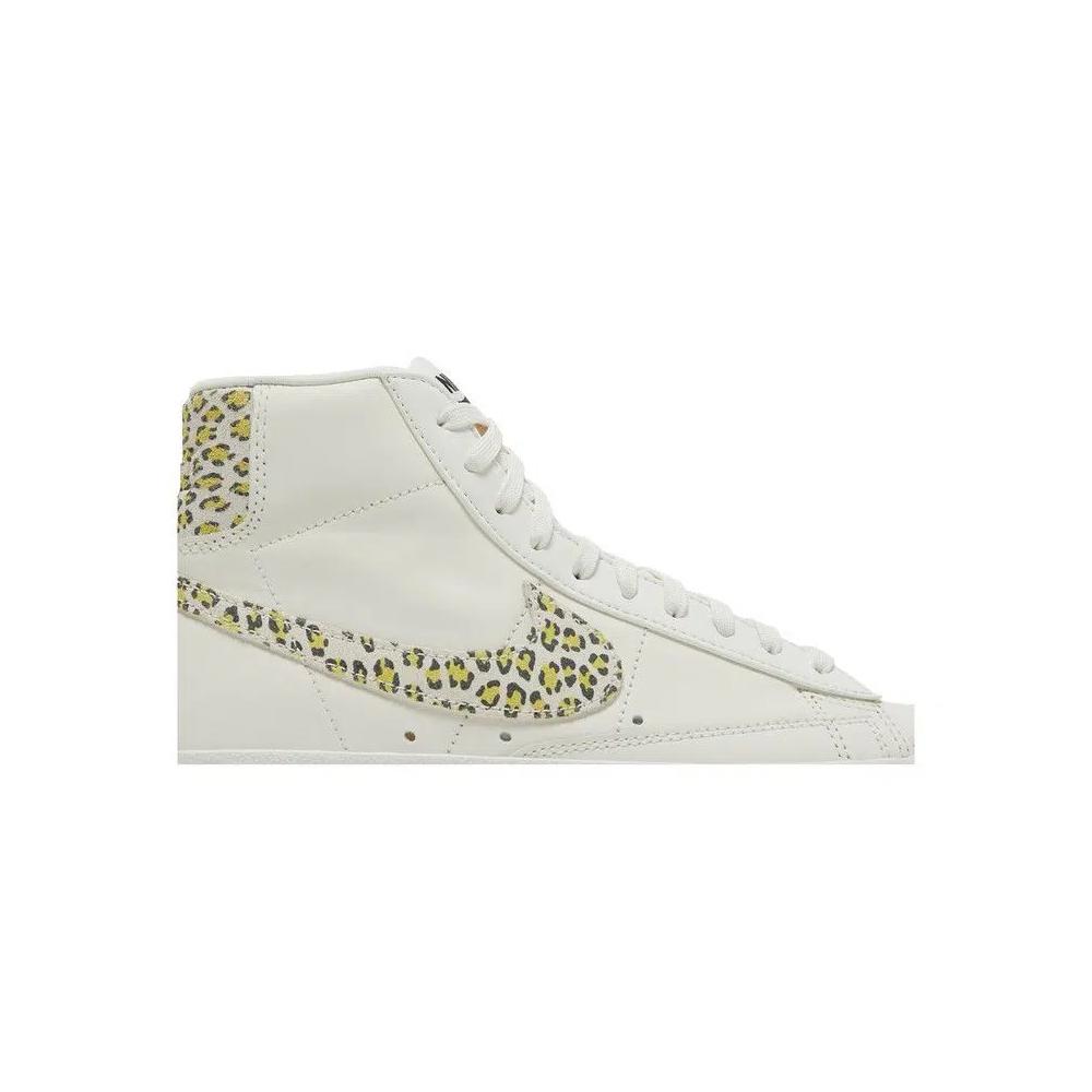 Кроссовки Nike Wmns Blazer Mid '77 SE 'Lemon Leopard' 2