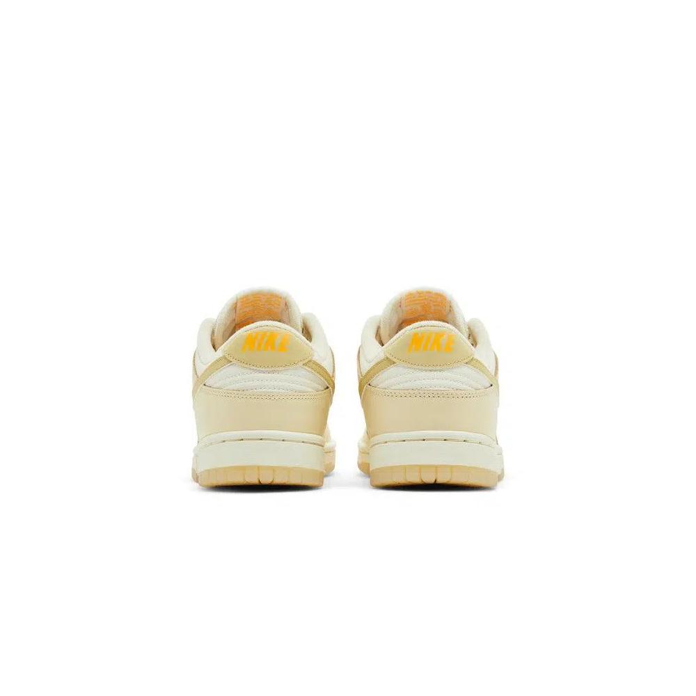 Кроссовки Nike Wmns Dunk Low 'Muslin Team Gold' 6