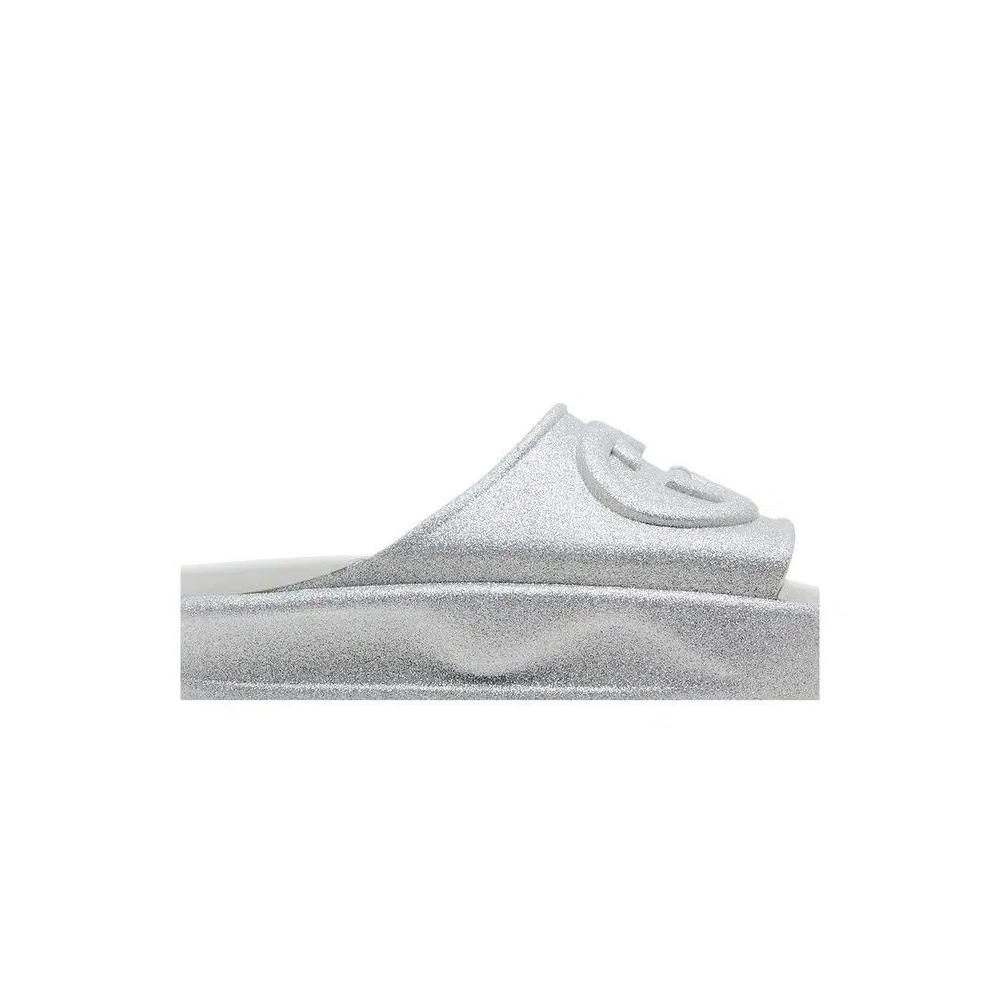 Сандалии Gucci Wmns Slide Sandal 'Interlocking G - Silver' 2