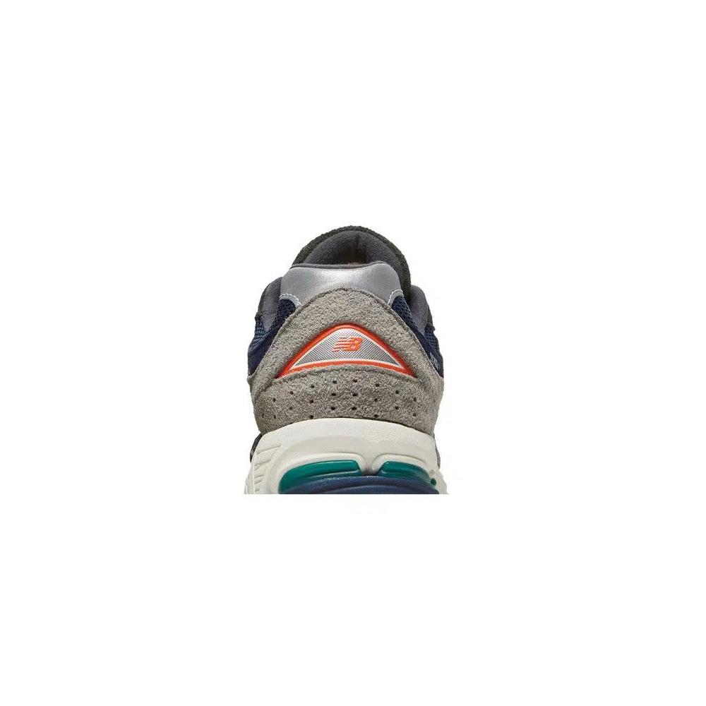 Кроссовки New Balance 2002 'Defense Green Natural Indigo' 7