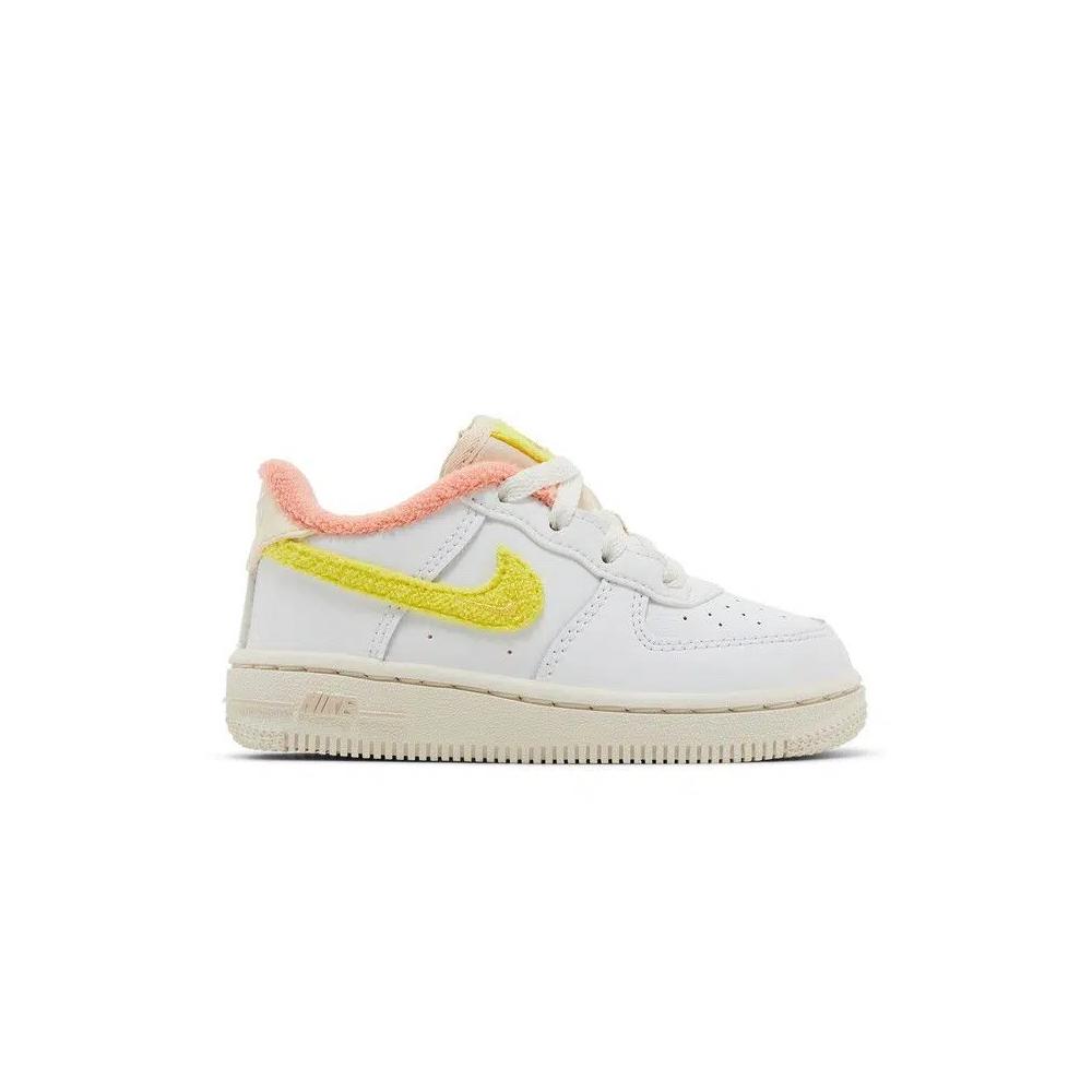 Лайфстайл Nike Force 1 LV8 TD 'White Yellow Strike' 1