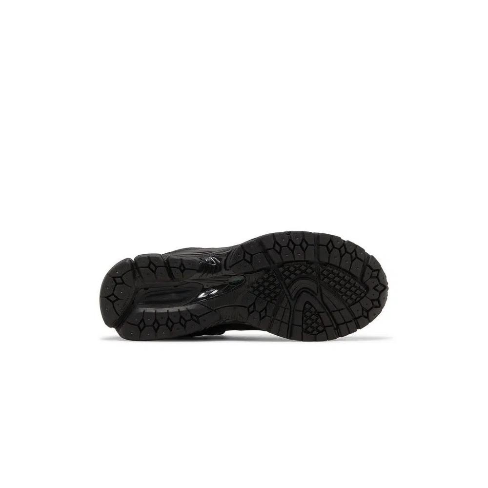 Кроссовки New Balance 2002R 'Hiking Pack - Black' 5