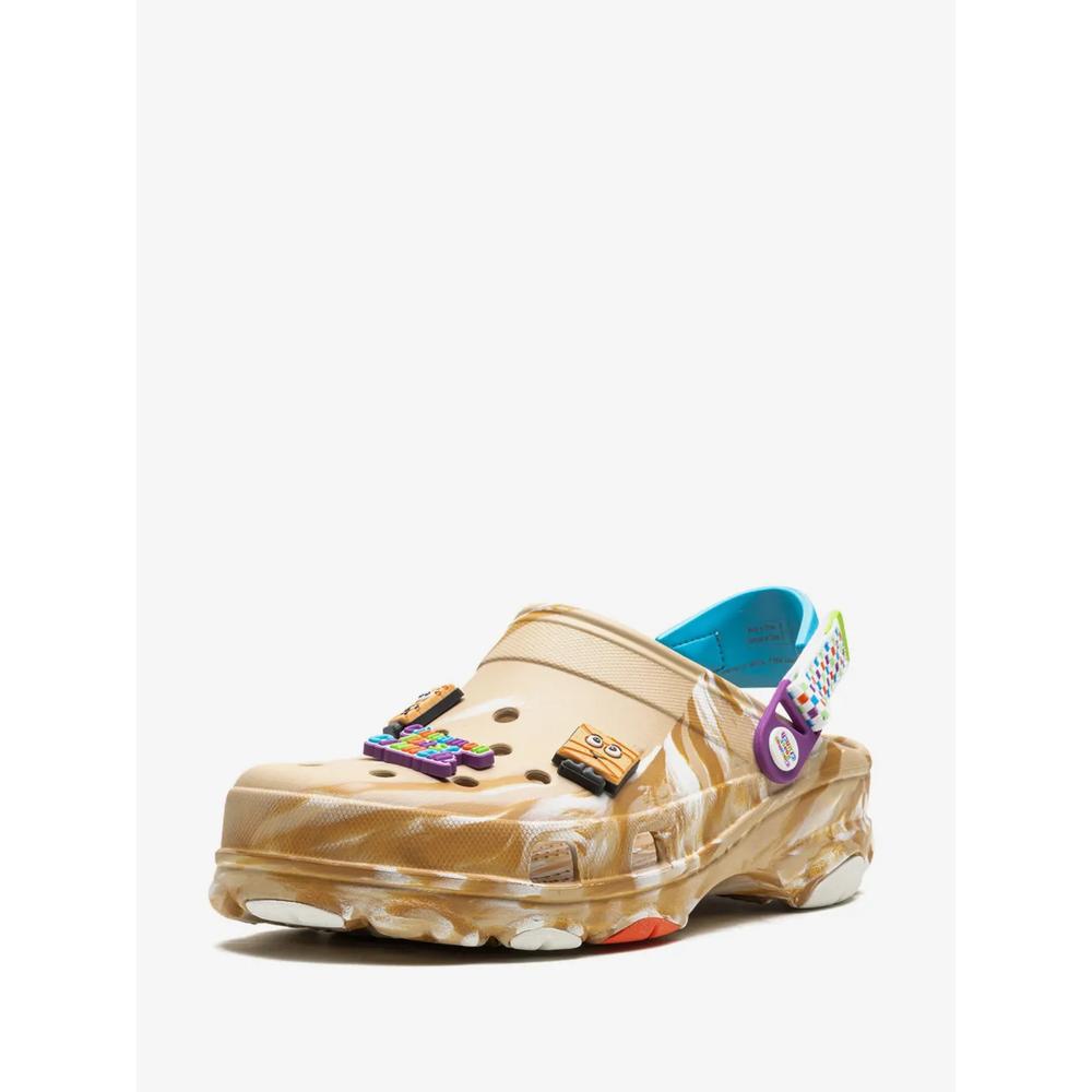 Клоги Classic All-Terrain из коллаборации с Cinnamon Toast 4