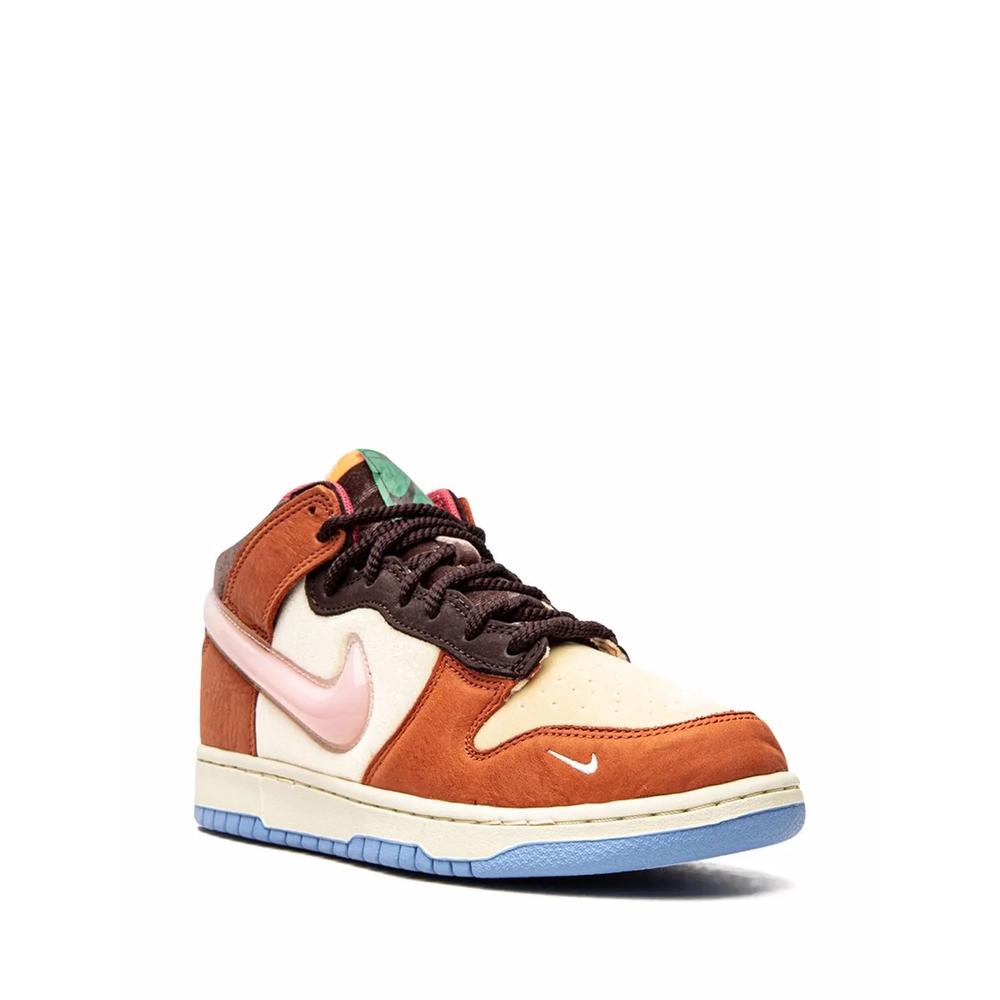 Кроссовки Dunk Mid Chocolate Milk из коллаборации с Social Status 2
