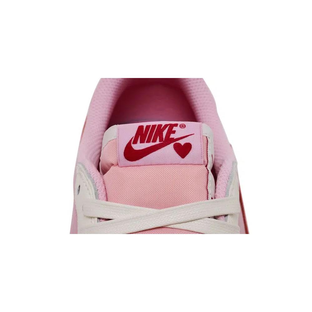 Обувь Travis Scott x Air Jordan 1 Retro Low OG 'Sail Tropical Pink' 9