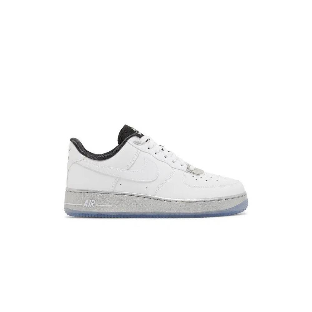 Кроссовки Nike Wmns Air Force 1 07 SE 'Chrome Pack - White' 1