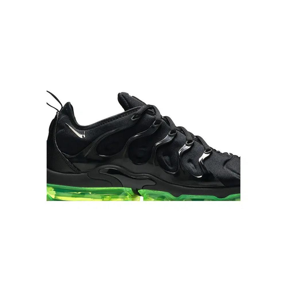 Кроссовки Nike Air VaporMax Plus 'Black Volt' 2