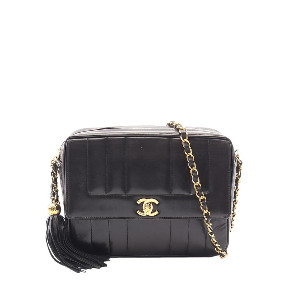 Сумка через плечо CC Vertical Quilted Lambskin Tassel Flap Camera Bag (1994-1996 годы) 1