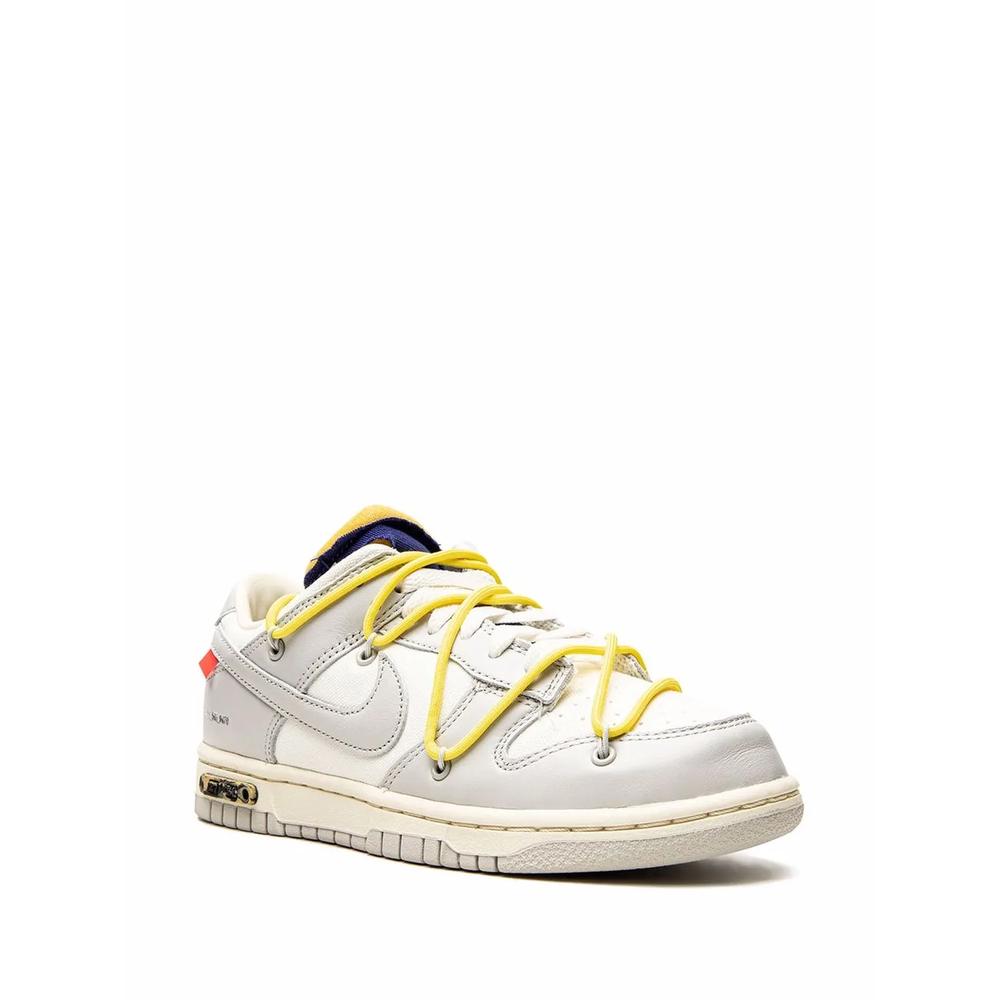 Кроссовки Dunk Low из коллаборации с Off-White 2