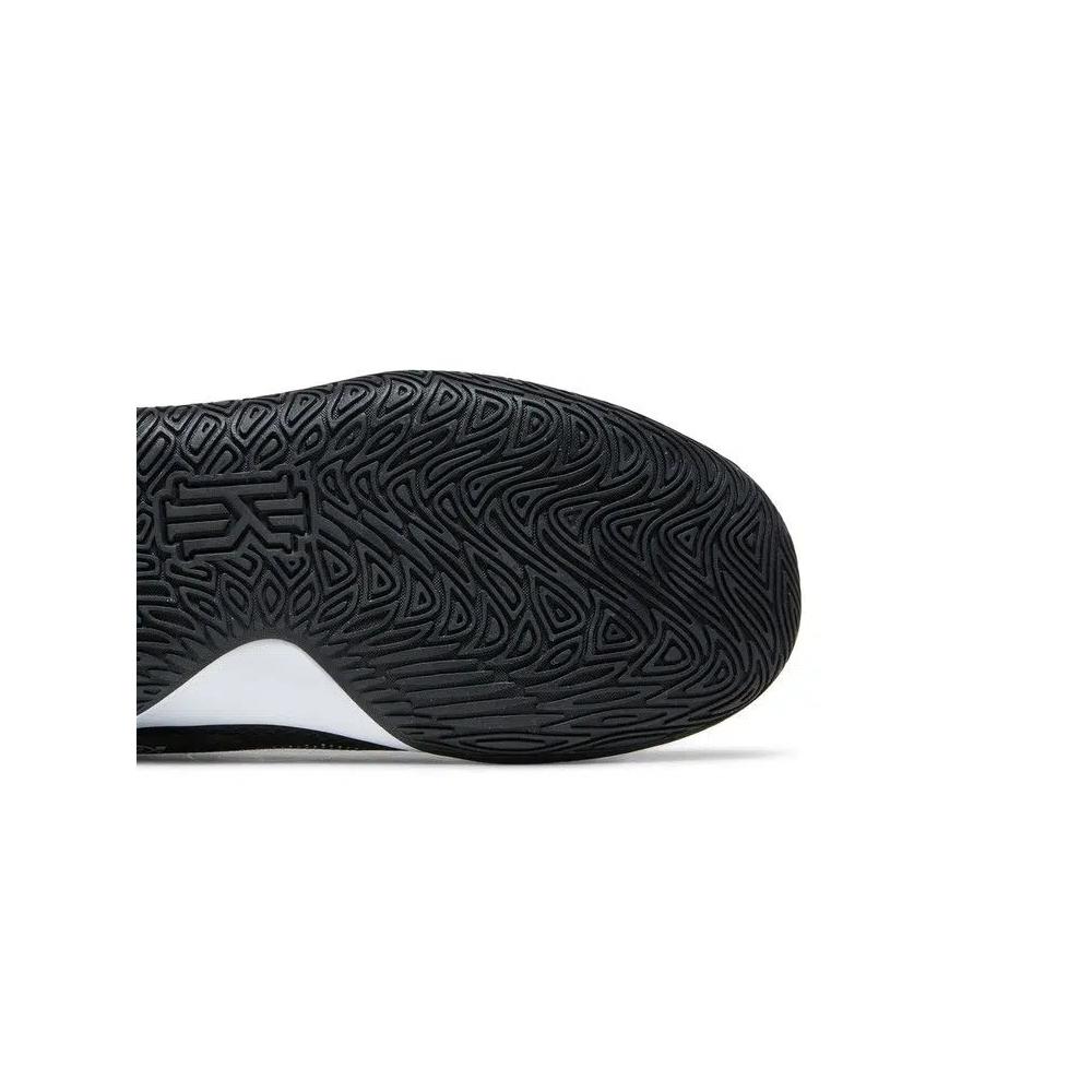 Кроссовки Nike Kyrie Flytrap 5 GS 'Black Cool Grey' 5