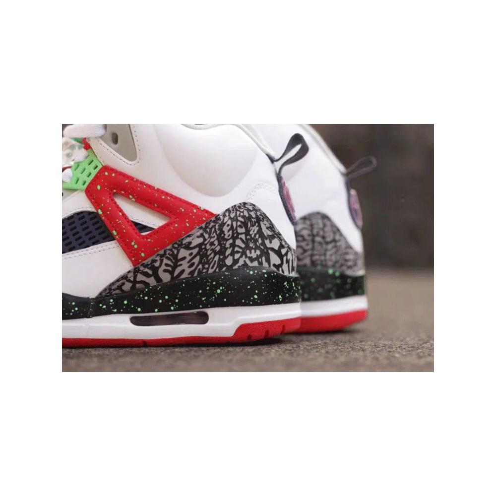 Кроссовки Air Jordan Spizike BG 4