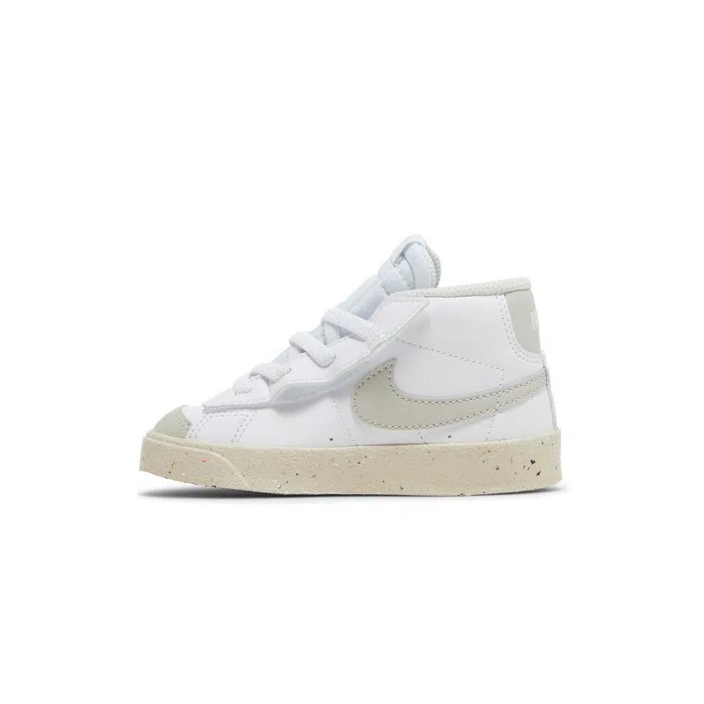 Кроссовки Nike Blazer Mid '77 SE TD 'White Light Bone' 3