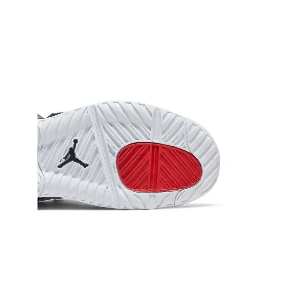 Кроссовки Air Jordan MA2 'Light Smoke Grey University Red' 5