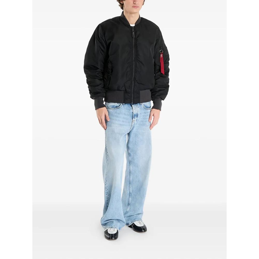 Бомбер Alpha Industries MA-1 с эффектом потертости 2