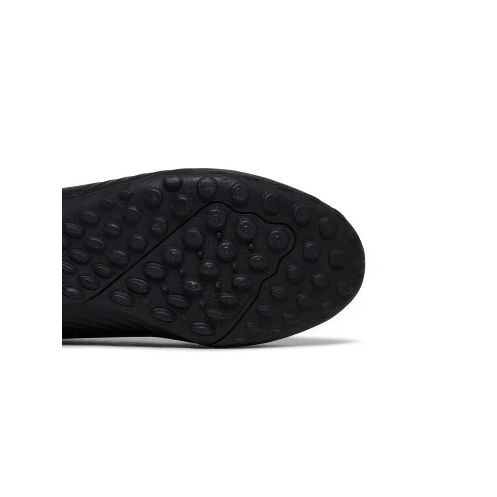 Бутсы Adidas Predator Tango 19.4 Turf 'Triple Black' 5