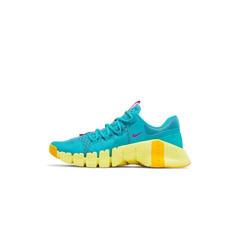 Кроссовки Nike Free Metcon 5 'Dusty Cactus Fierce Pink' 3