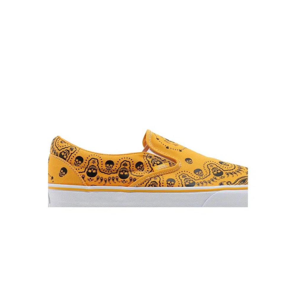 Слипоны Vans Classic Slip-On 'Bandana - Saffron' 2