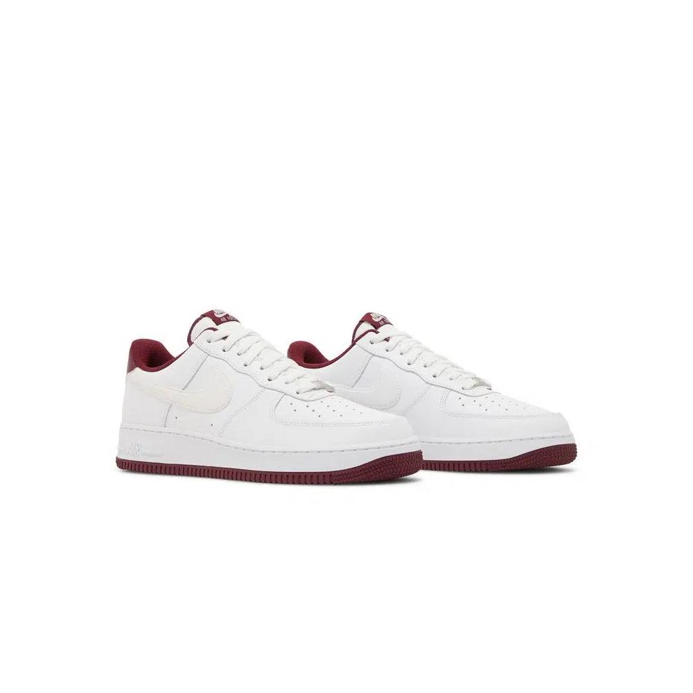 Кроссовки Nike Air Force 1 '07 'White Dark Beetroot' 8