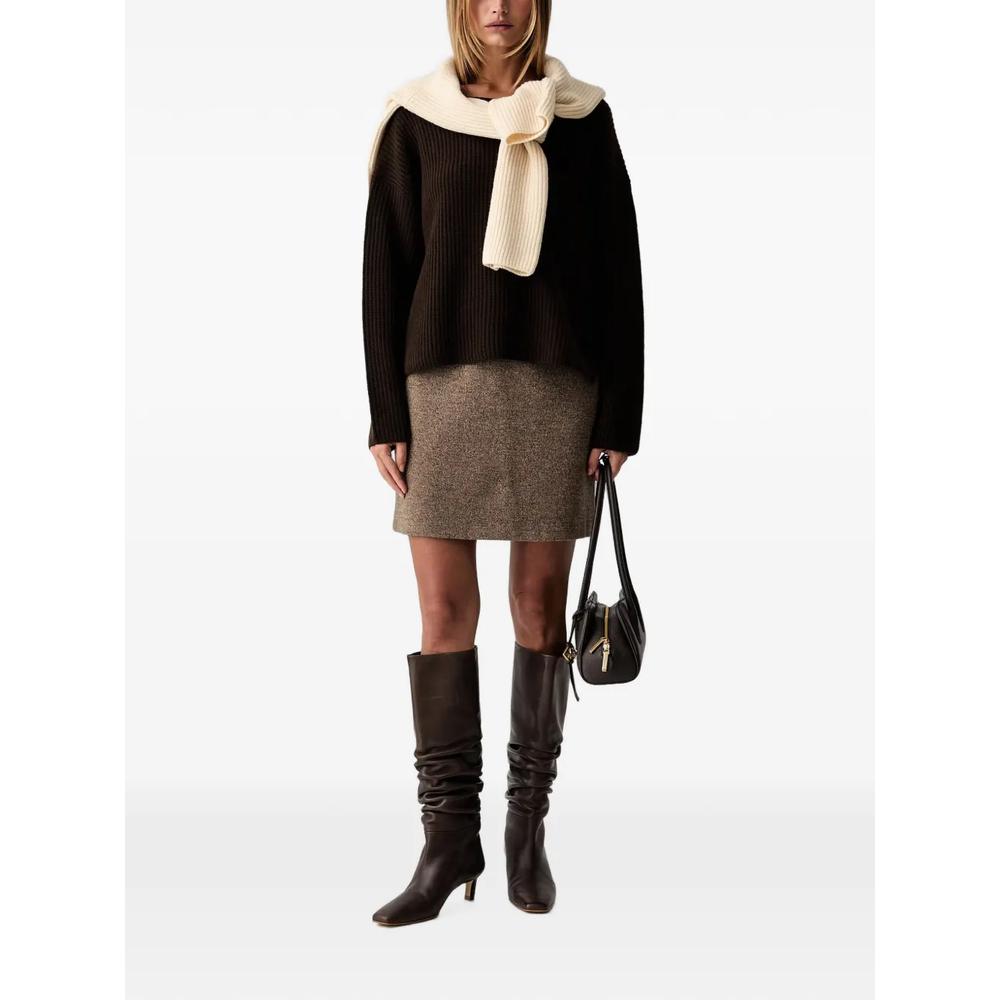 boat-neck sweater 2