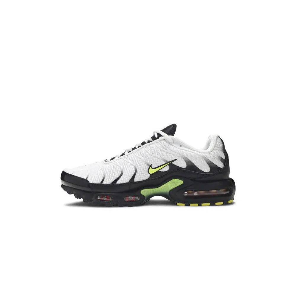 Кроссовки Nike Air Max Plus 'Черный Вольт' 3