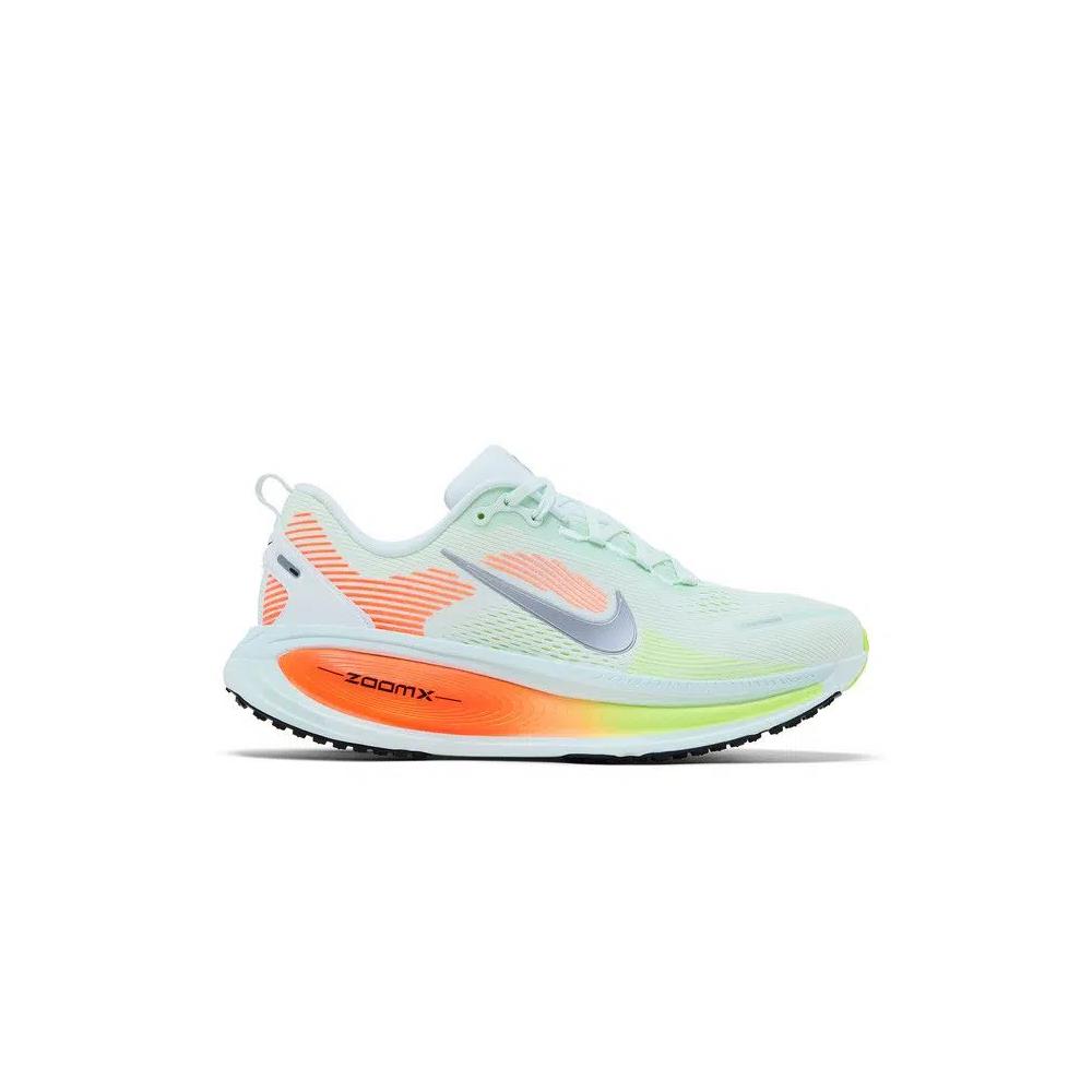 Кроссовки Nike Vomero 18 'Barely Green Hyper Crimson' 1