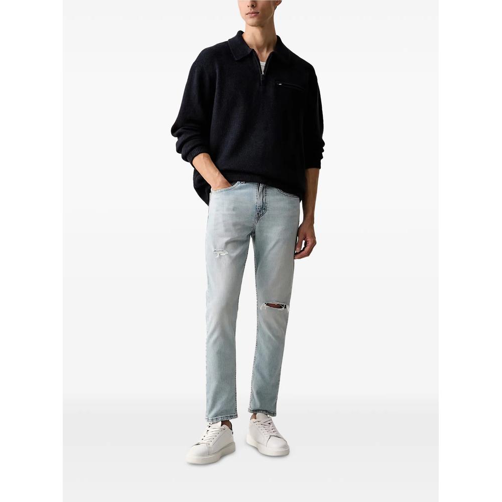 515™ slim taper distressed jeans 2