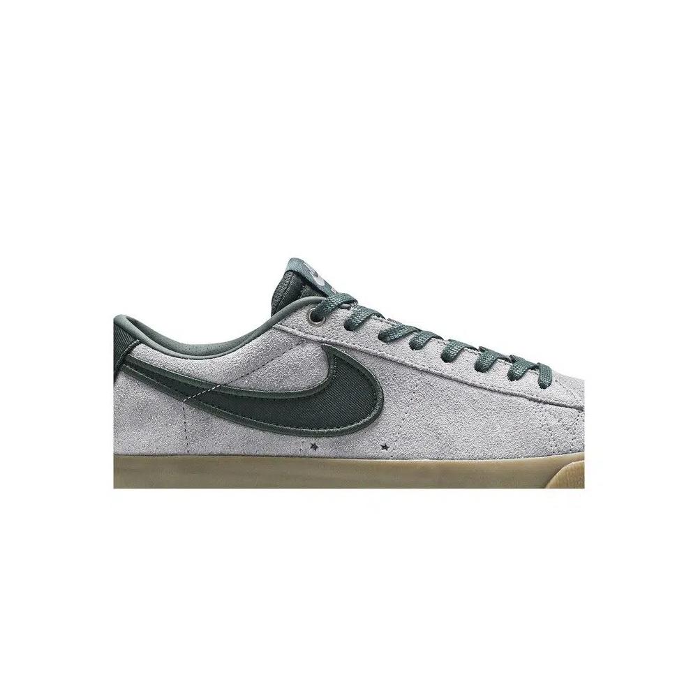 Кроссовки Nike SB Blazer Low GT 2