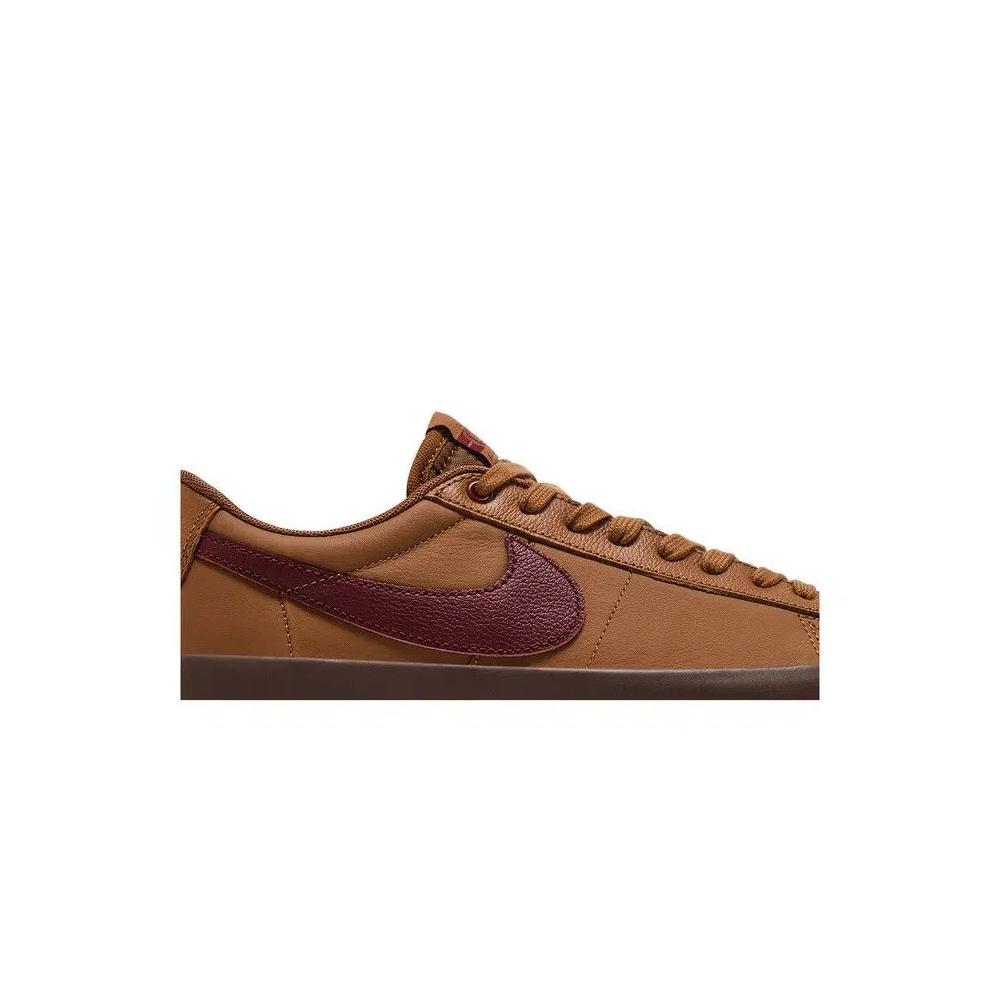 Повседневный скейтбординг Nike Zoom Blazer Low Pro GT SB 'Light British Tan Dark Team Red' 2