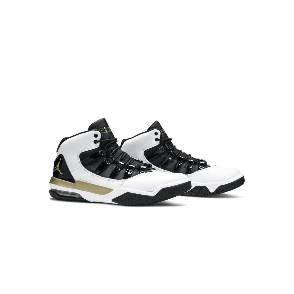 Кроссовки Air Jordan Max Aura 'White Black Gold' 8