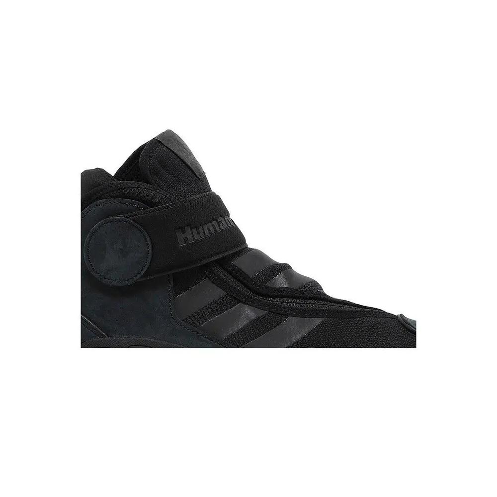 Кроссовки Pharrell x adidas Crazy BYW 0 To 60 'Triple Black' 2