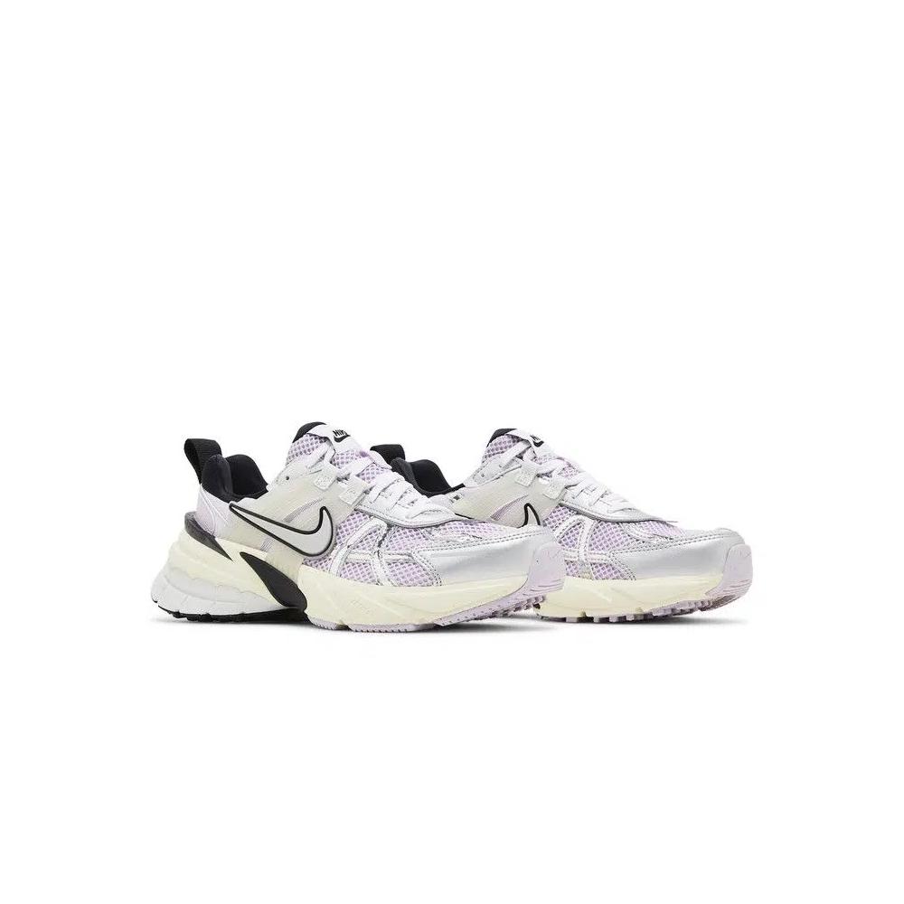 Кроссовки Nike Wmns V2K Run 'Doll Barely Grape' 8
