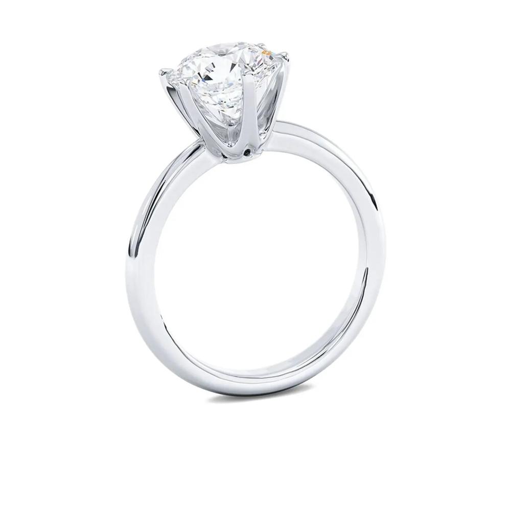 Кольцо из белого золота с бриллиантом 2