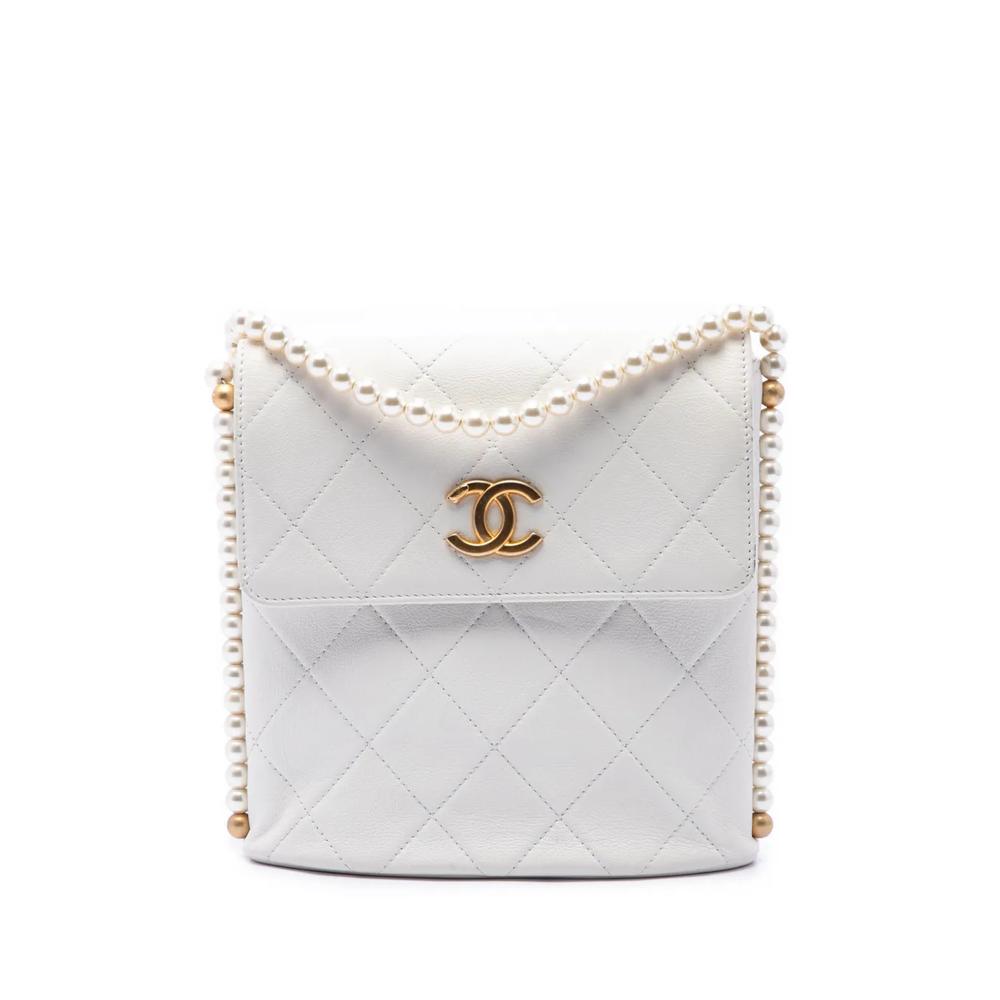 Маленькая сумка через плечо Quilted Calfskin About Pearls Hobo (2021 год) 1