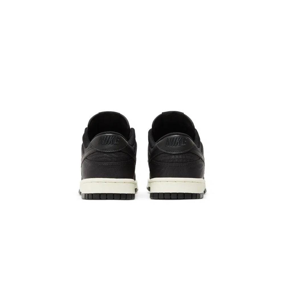 Кроссовки Nike Dunk Low 'Black Canvas' 6