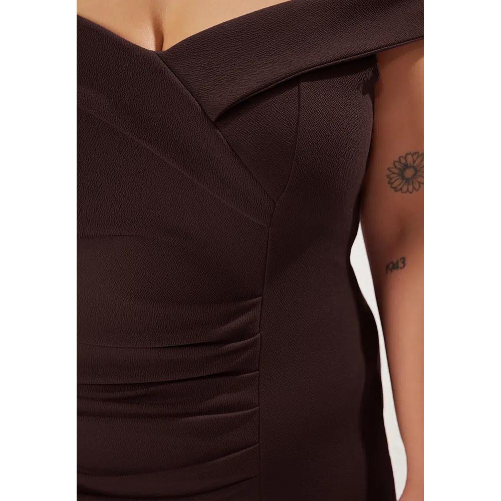 Коричневое облегающее вязаное платье plus size с защипами Tbbaw23Ah00185 4